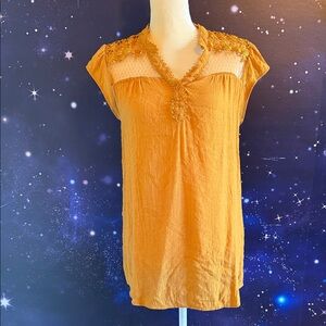 Sweet Wanderer Golden Lace Detail Blouse